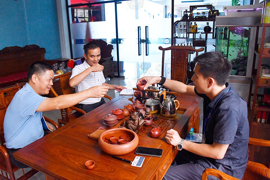 熱烈慶祝海駿達(dá)置業(yè)投資集團考察我司圓滿成功！